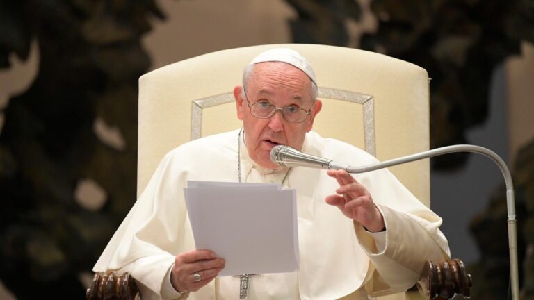 Mensagem do Papa Francisco: pelos pequenos e médios empresários